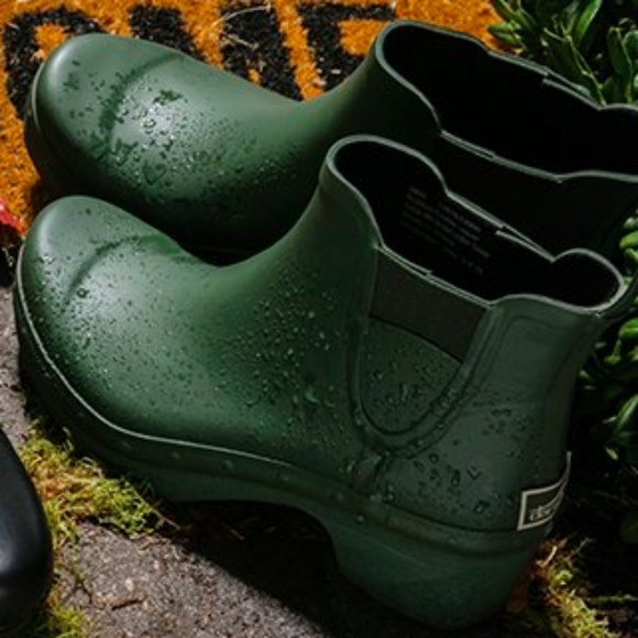 dansko chelsea rain boot